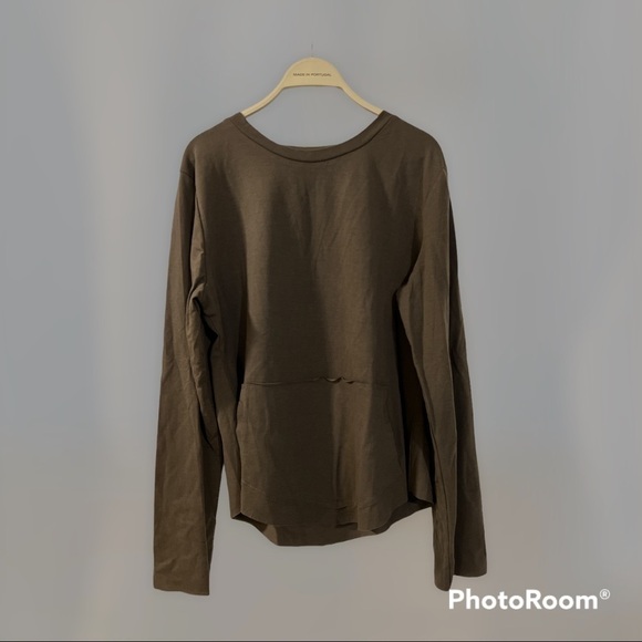 Long sleeve front pocket shirt size 2XL - Picture 1 of 3